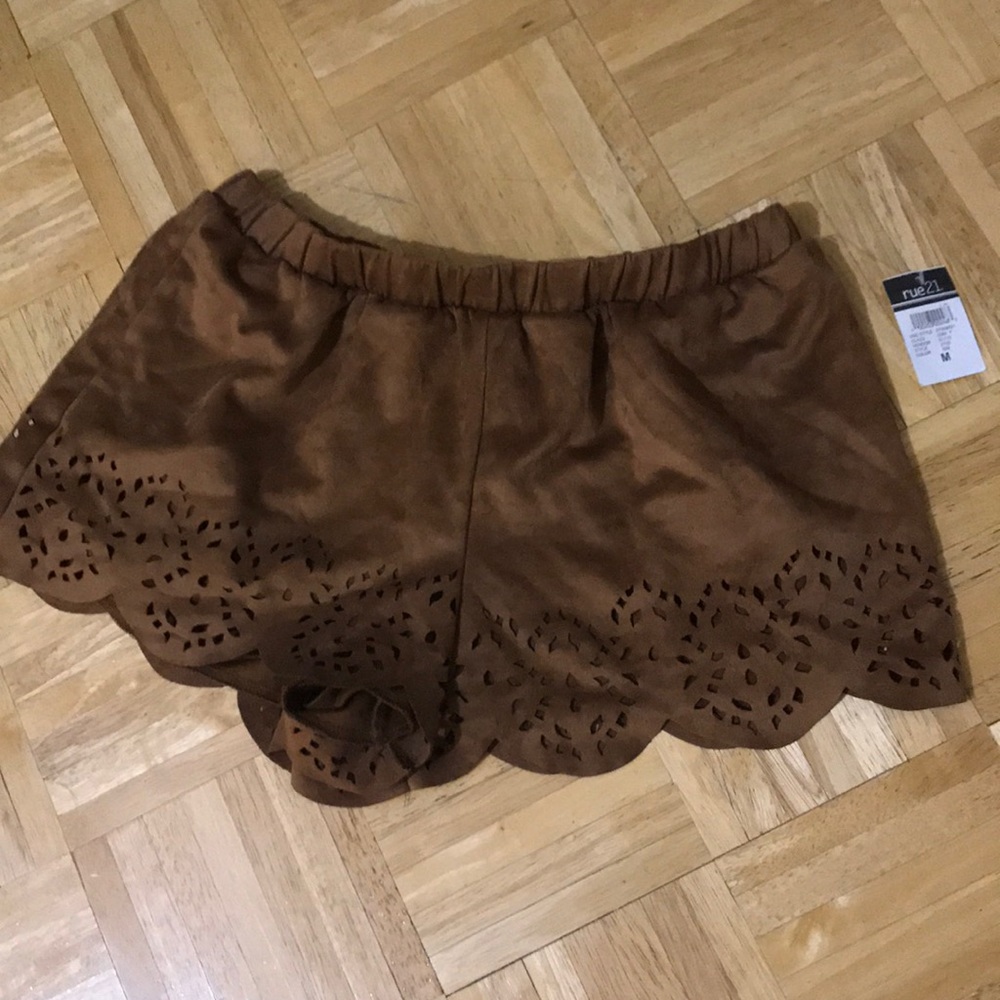Silky suede-look rusty brown lacy shorts
